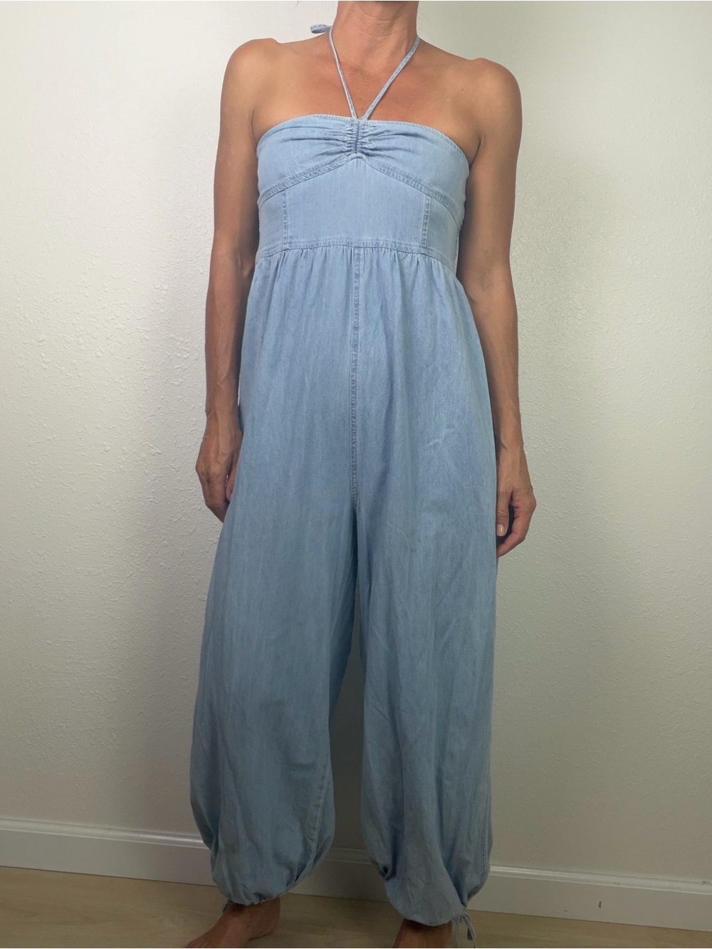 MAHINA Hawaii Light Blue Chambray Denim Balloon Leg Boho Jumpsuit Medium